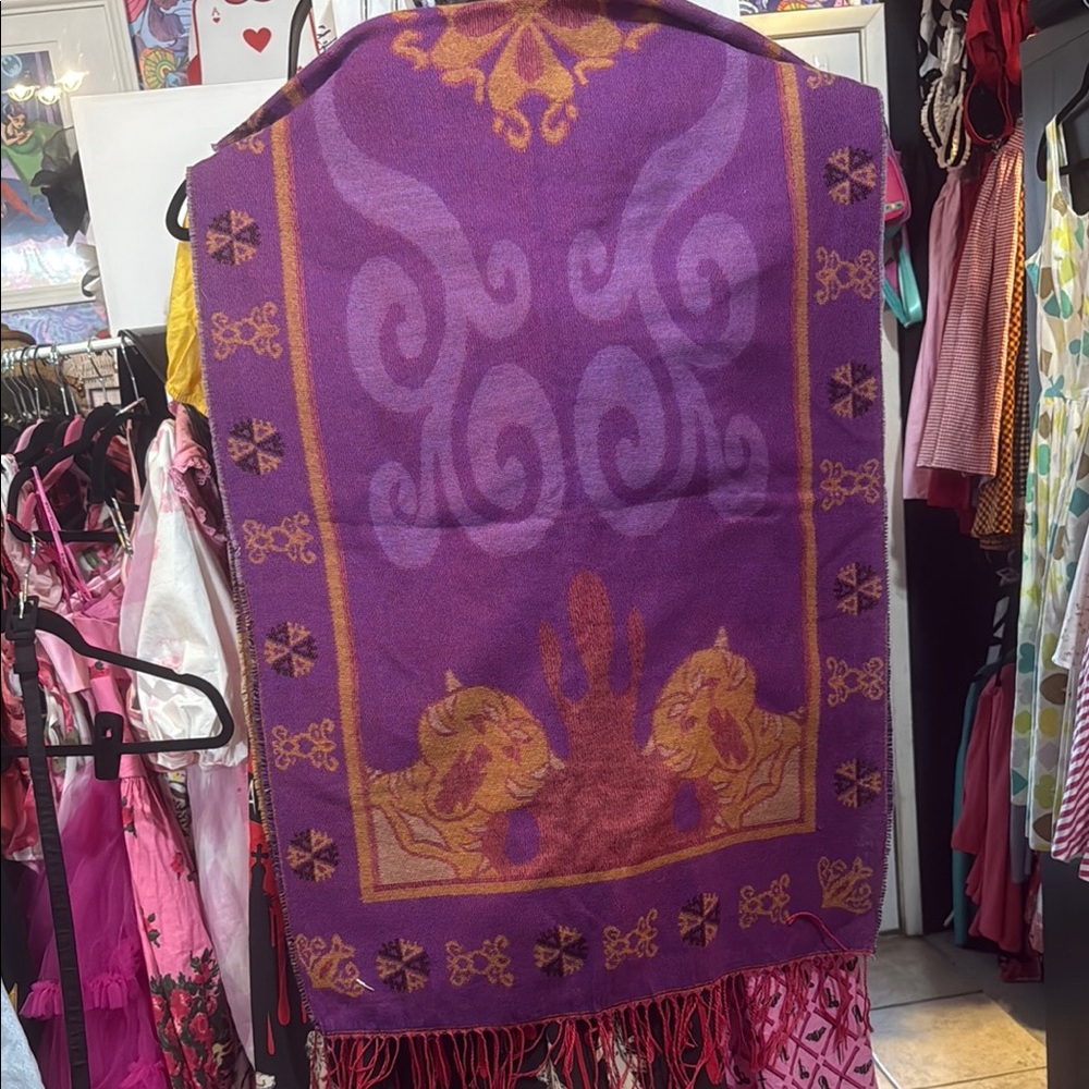 Carpet from Aladdin Blanket scarf